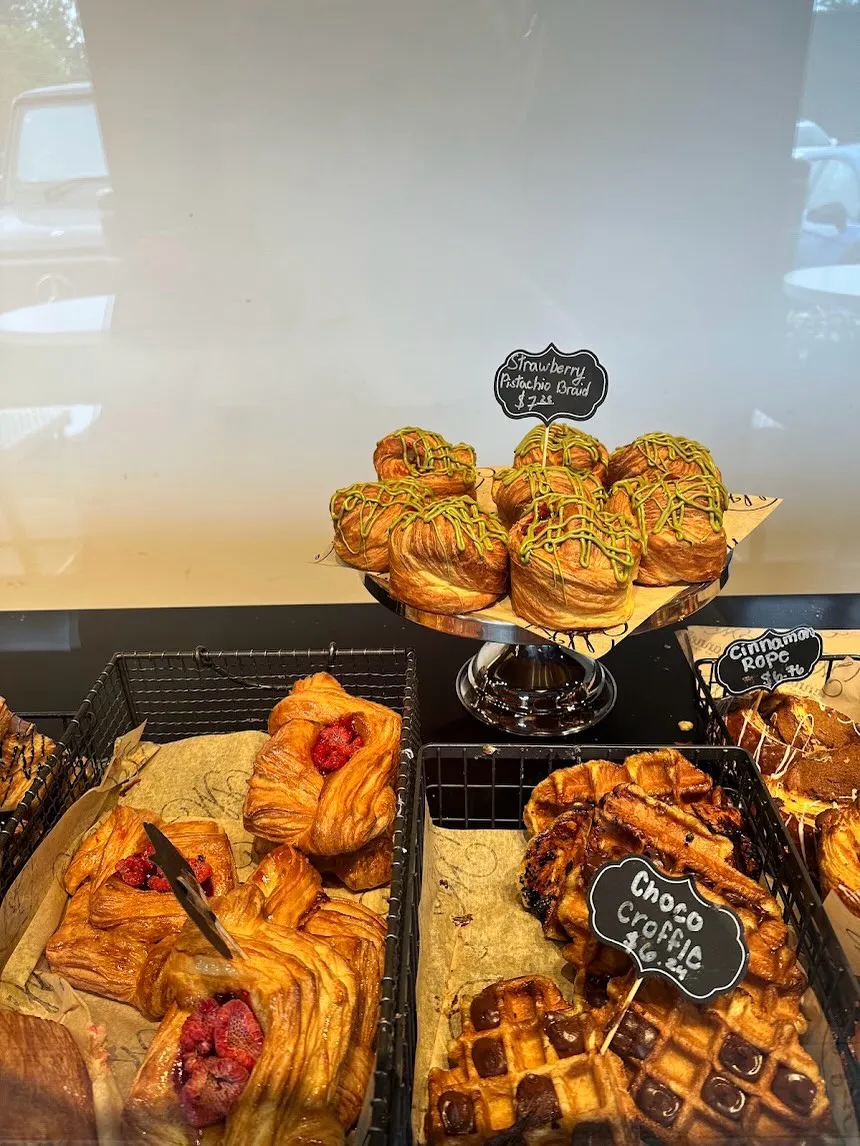 Cannelle Patisserie — photo 3