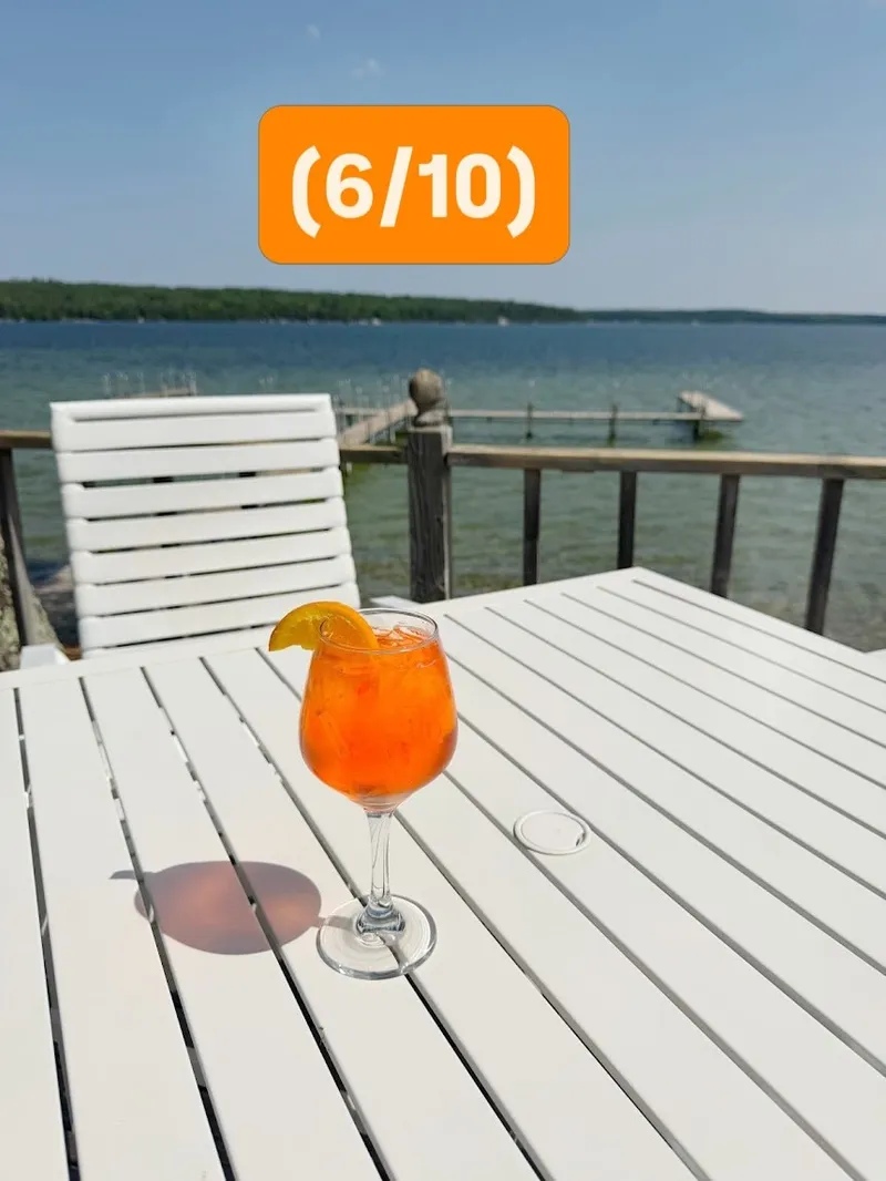 Churchill Pointe Inn — photo 1