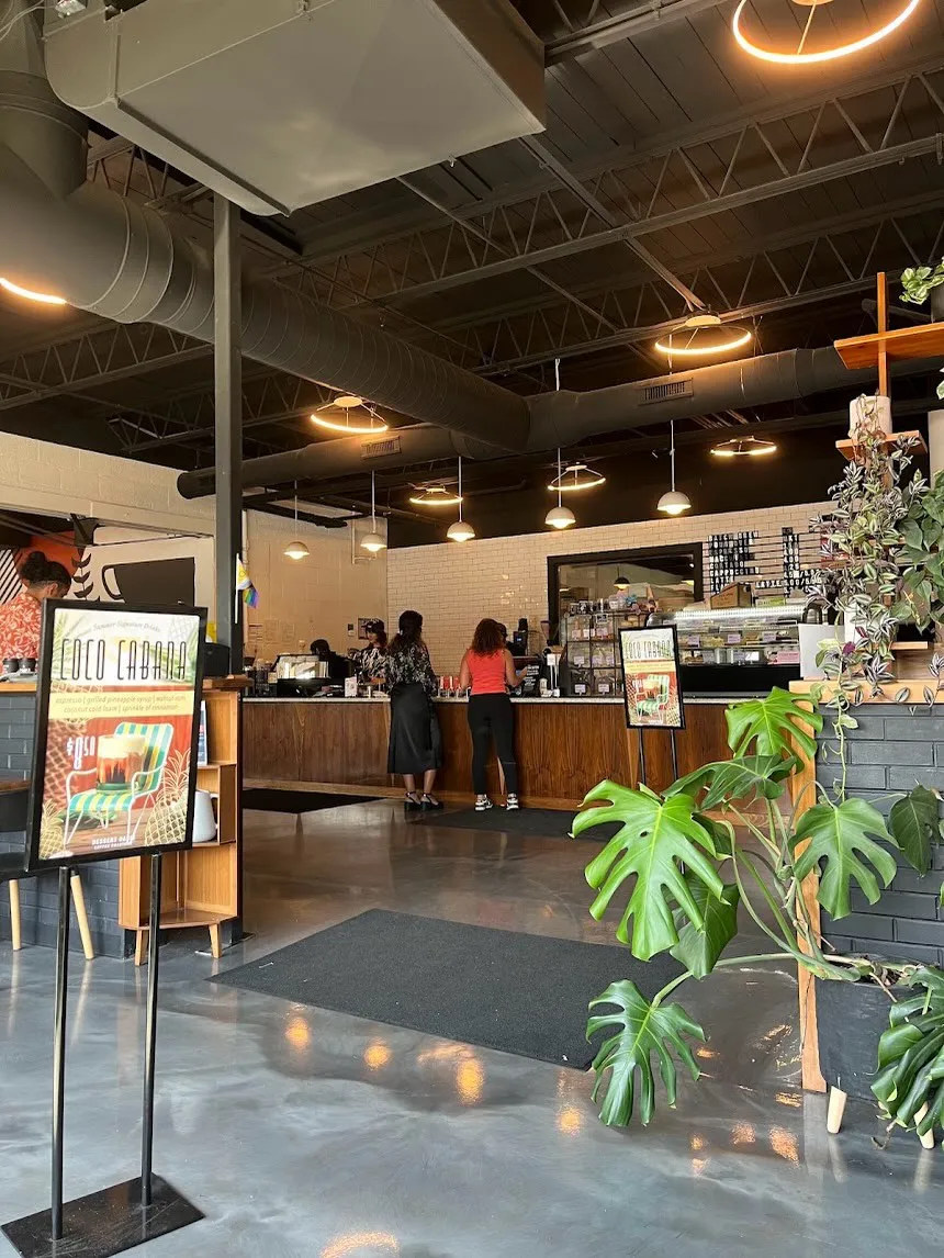 Dessert Oasis Coffee Roasters (Ferndale) — photo 3