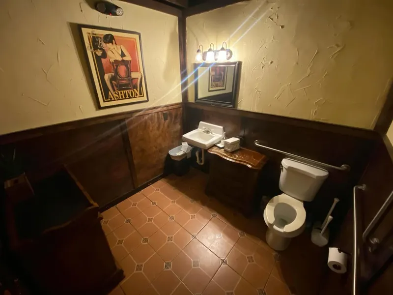 Ernesto’s — photo 1