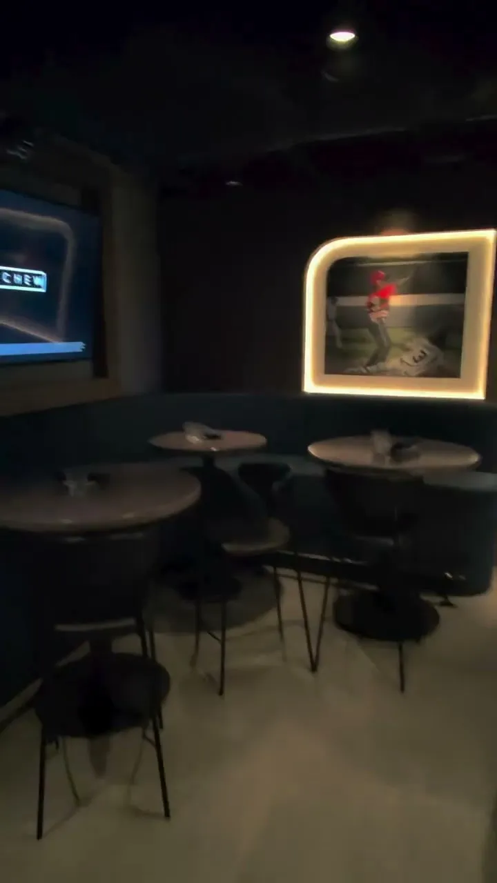 Gilly’s Clubhouse — photo 2