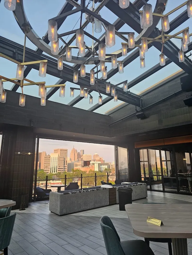 IO Godfrey Rooftop Lounge — photo 2