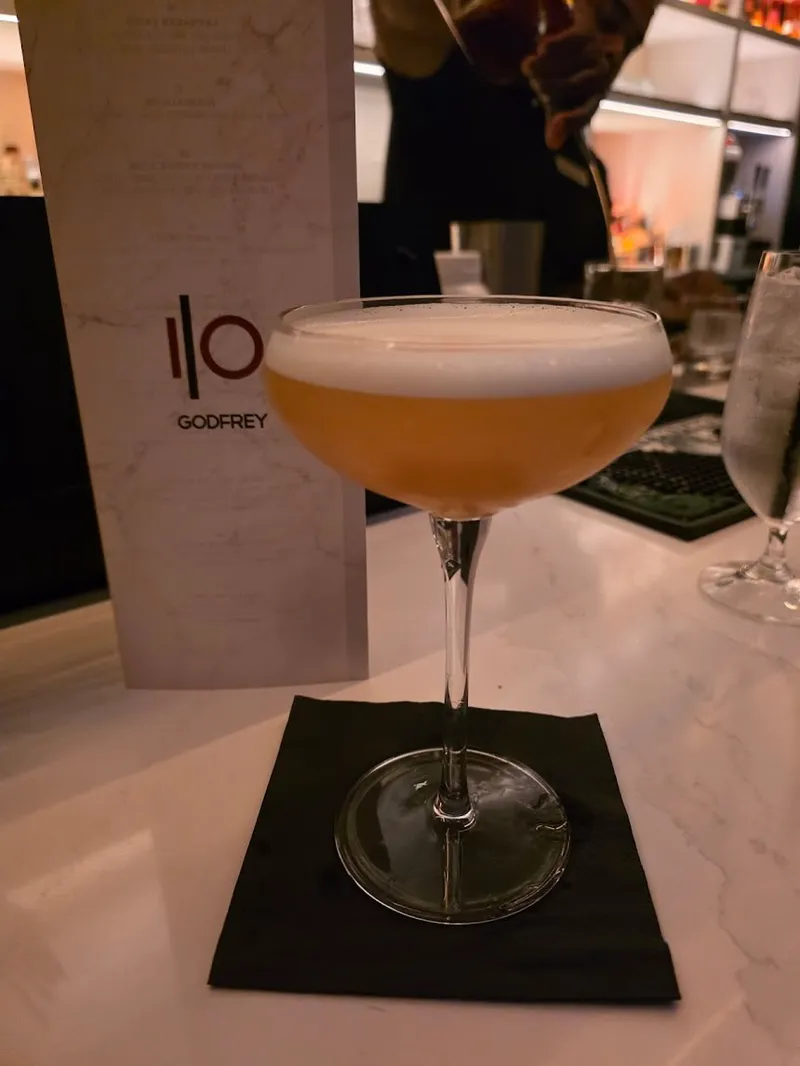IO Godfrey Rooftop Lounge — photo 3