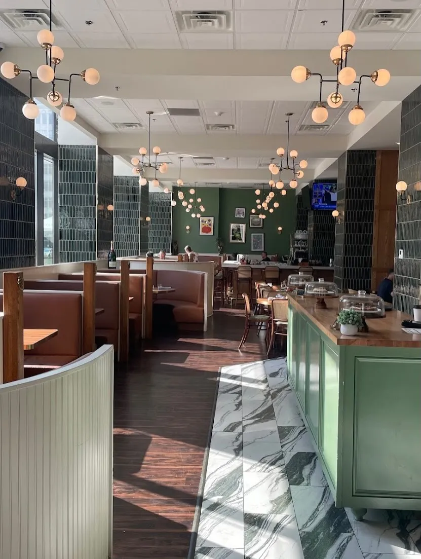 Presley's Kitchen + Bar — photo 4