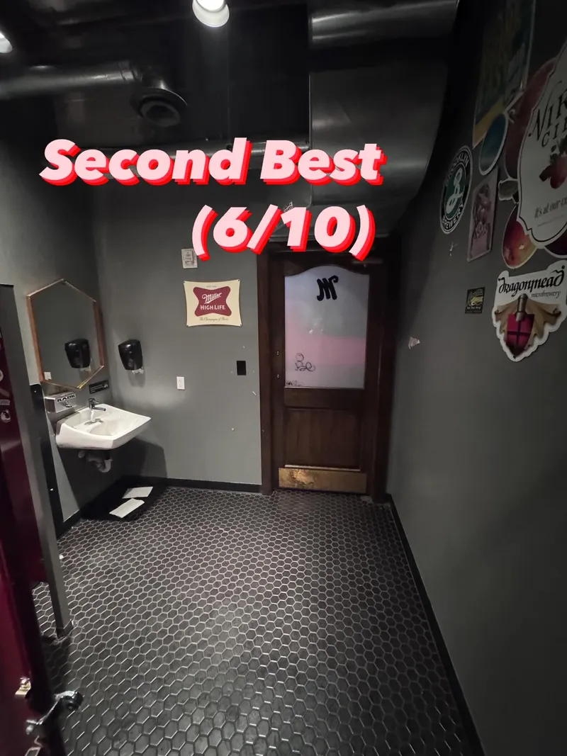 Second Best — photo 6