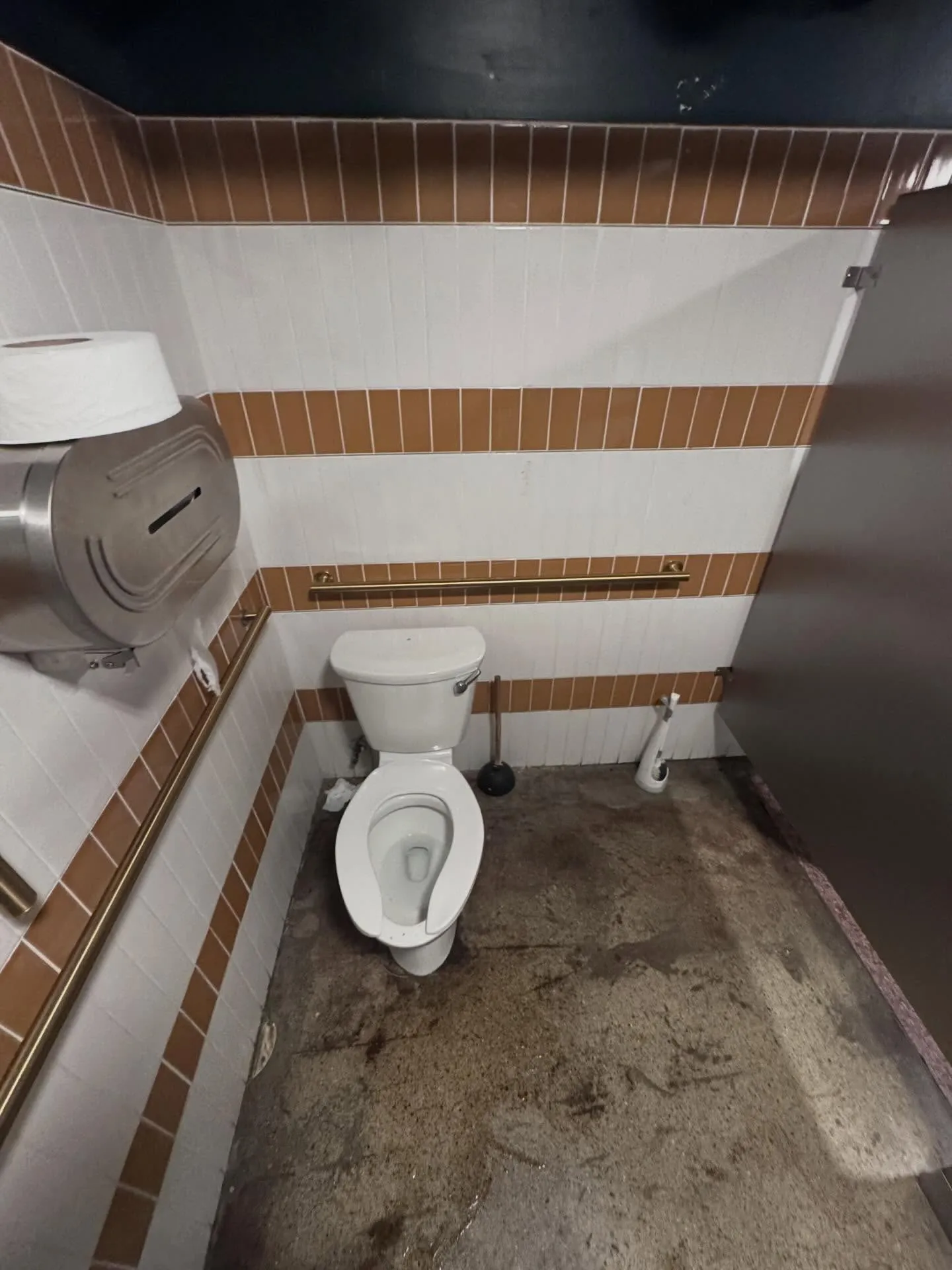 The Post Bar — photo 4