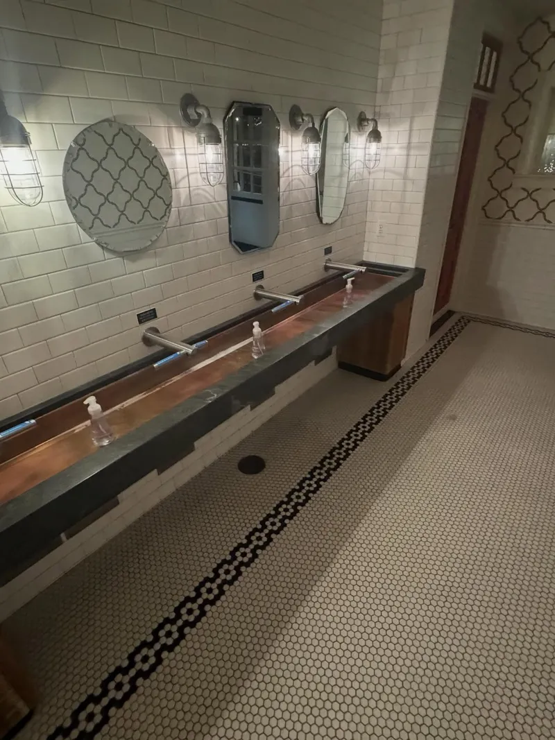 The White Horse Inn — photo 2