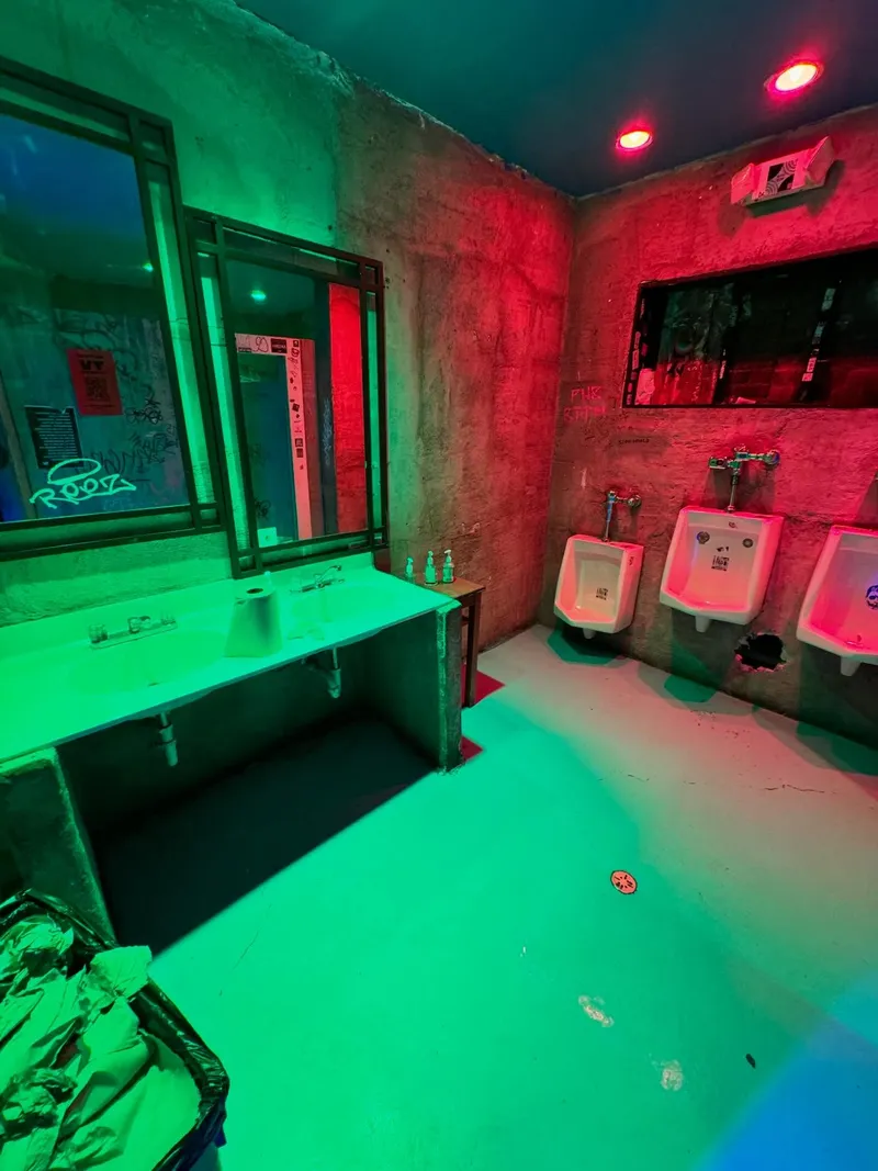 TV Lounge — photo 4