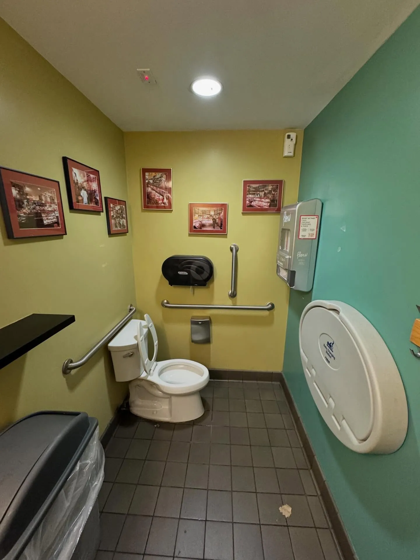 Zingerman's Deli — photo 4